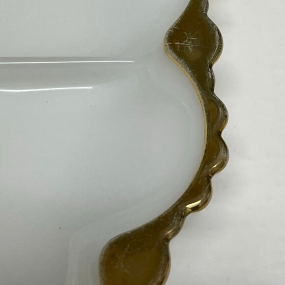 VINTAGE Anchor Hocking Milk Glass & Gold Trimmed Divided Serving Dish/Platter - Picture 4 of 11
